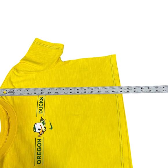 Nike Dri-Fit Women's Oregon Ducks Crop Short Sleeve Tee Yellow XS - Picture 6 of 6